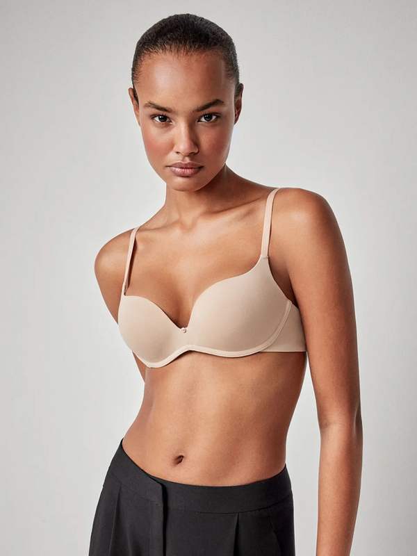 Sujetador Push Up Escote Profundo y tirantes ajustables